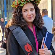 Laureata offre aiuto in matematica, chimica, e fisica